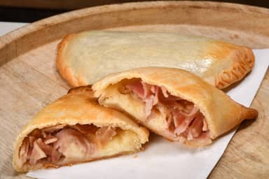 Empanada Ham and Cheese - Ham and Cheese empanada